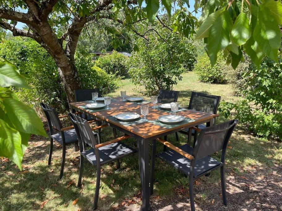 Maison Familiale La Vernelle ภายนอก รูปภาพ